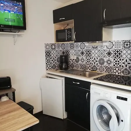 Apartment Centre De *