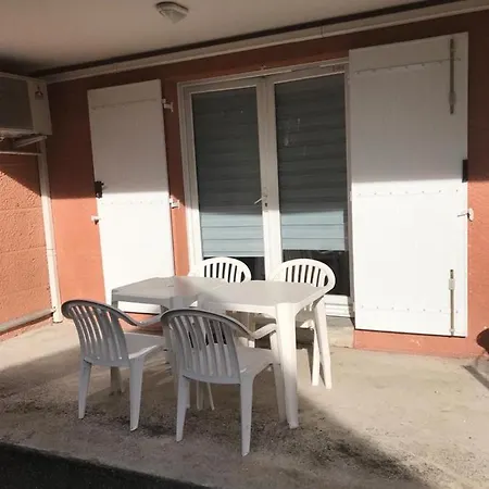 Centre De Apartment
